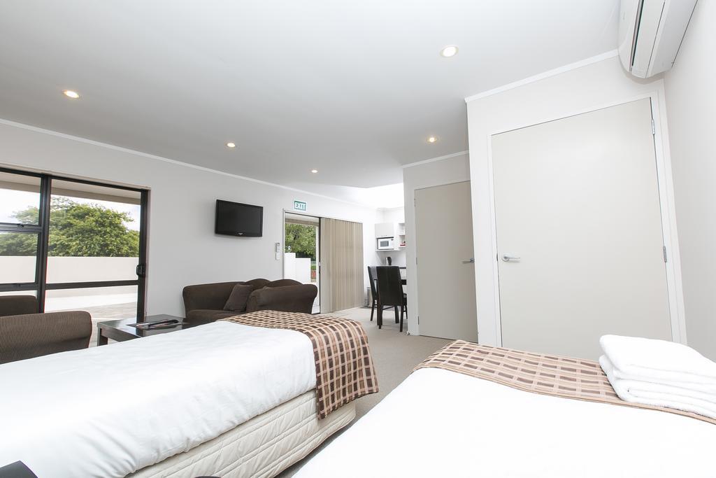 Pukekohe Parkview Motor Inn المظهر الخارجي الصورة