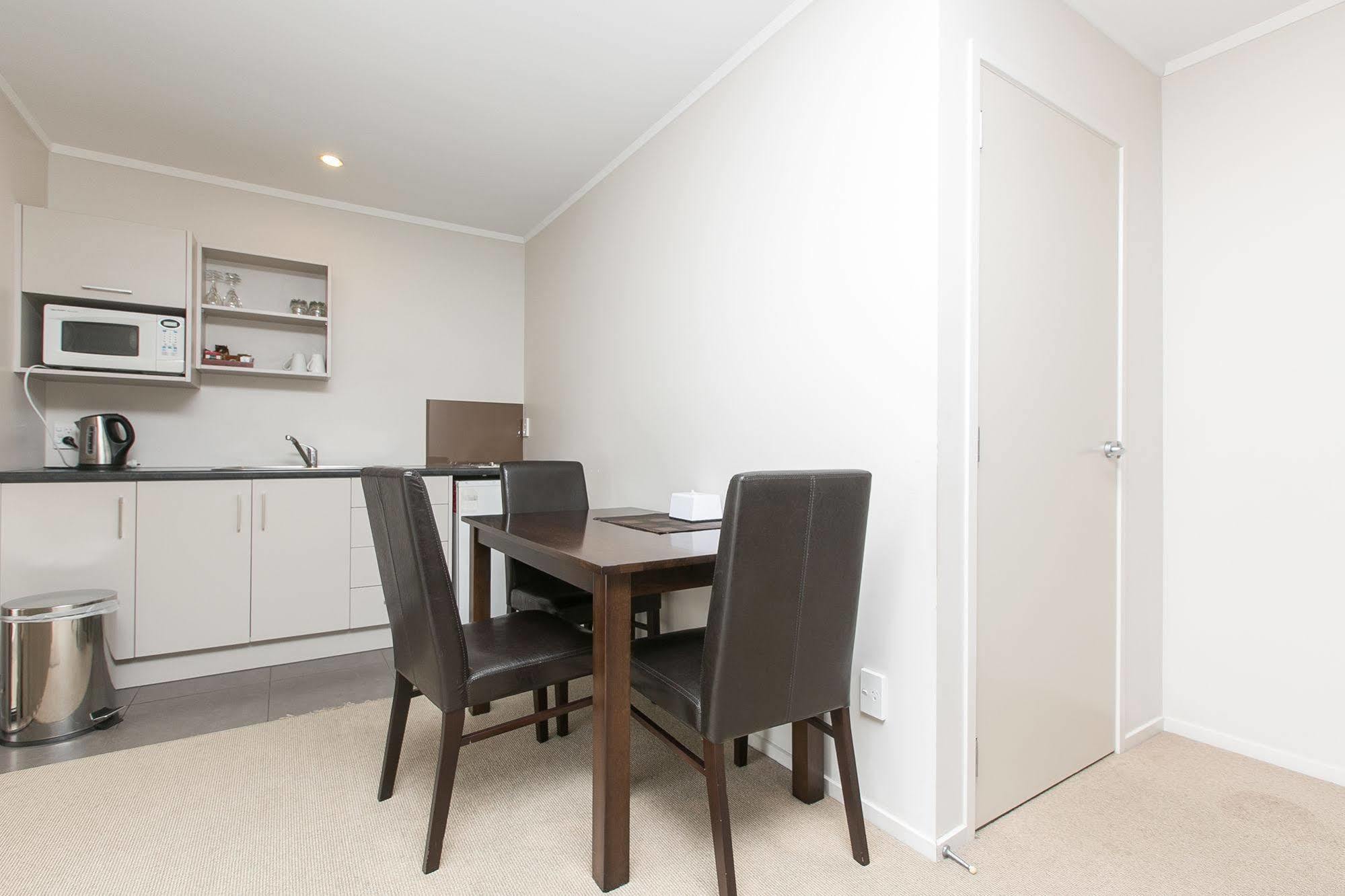 Pukekohe Parkview Motor Inn المظهر الخارجي الصورة